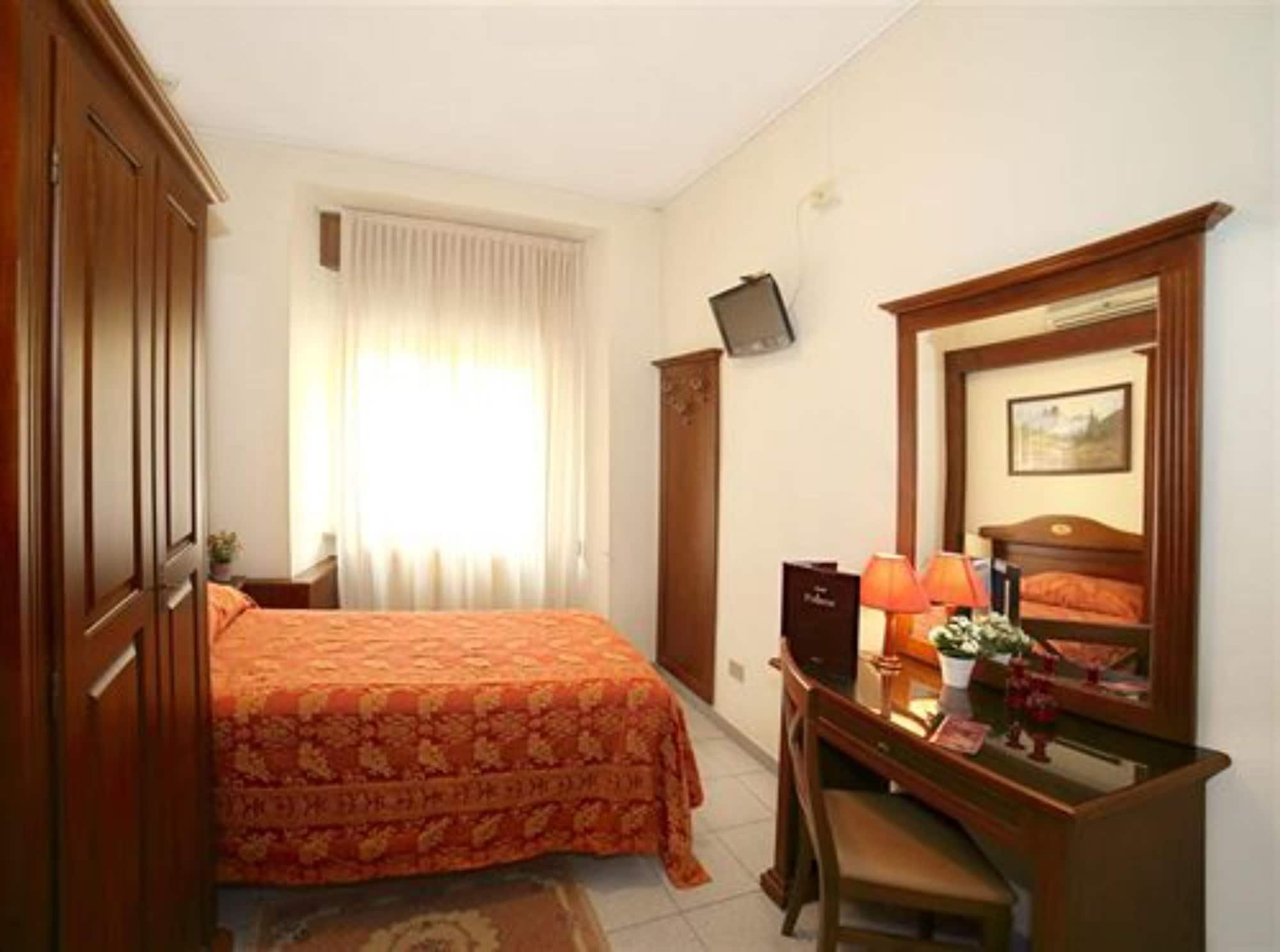 Pavone 3* Mailand